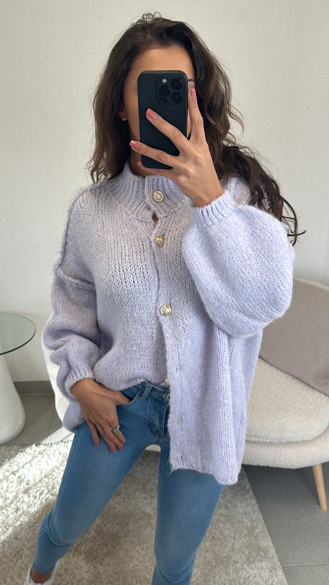 Kuschel Cardigan mit goldenen Knöpfen / flieder Art. 5568