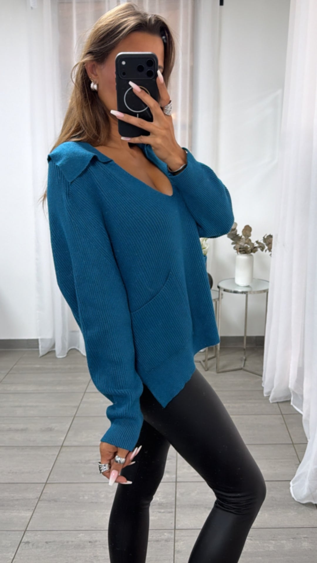 Strick Pullover mit tiefem Ausschnitt und Kragen / petrol Art.16378