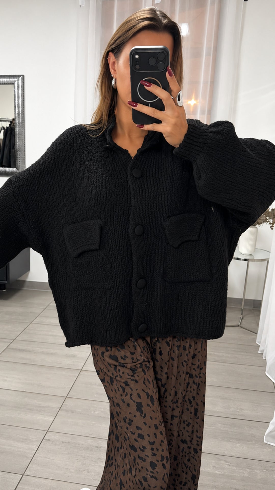 Oversize Strick Cardigan mit Taschen, Strick Knöpfe / schwarz Art. 16456