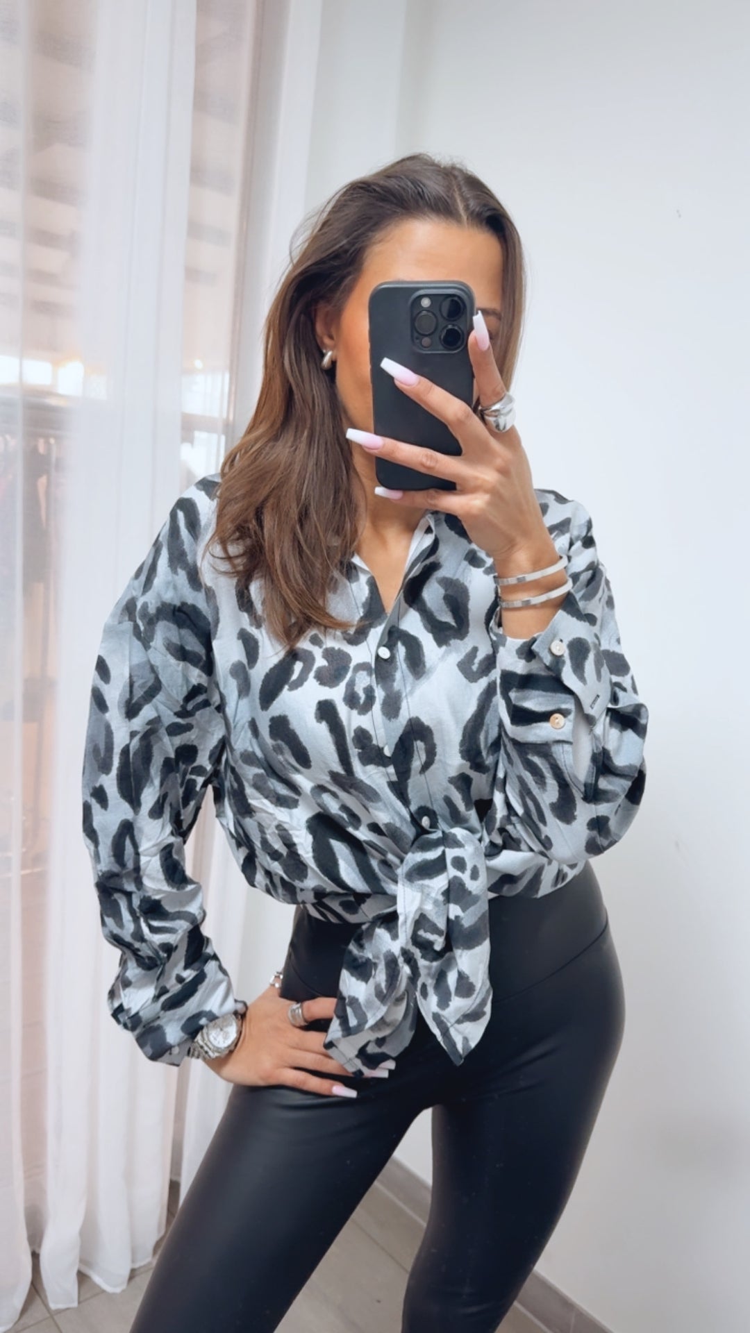 LEO Viskose - Leinen Bluse / grau - schwarz Art. 14019