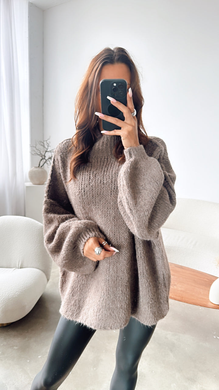 Ultra Oversize Kuschel - Pullover / braun meliert Art. 7703