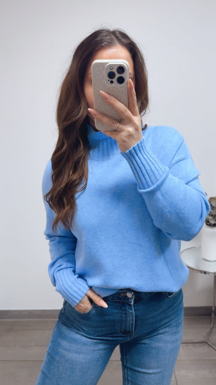 Feiner Strickpullover mit gerippten Akzenten / blau Art.13883