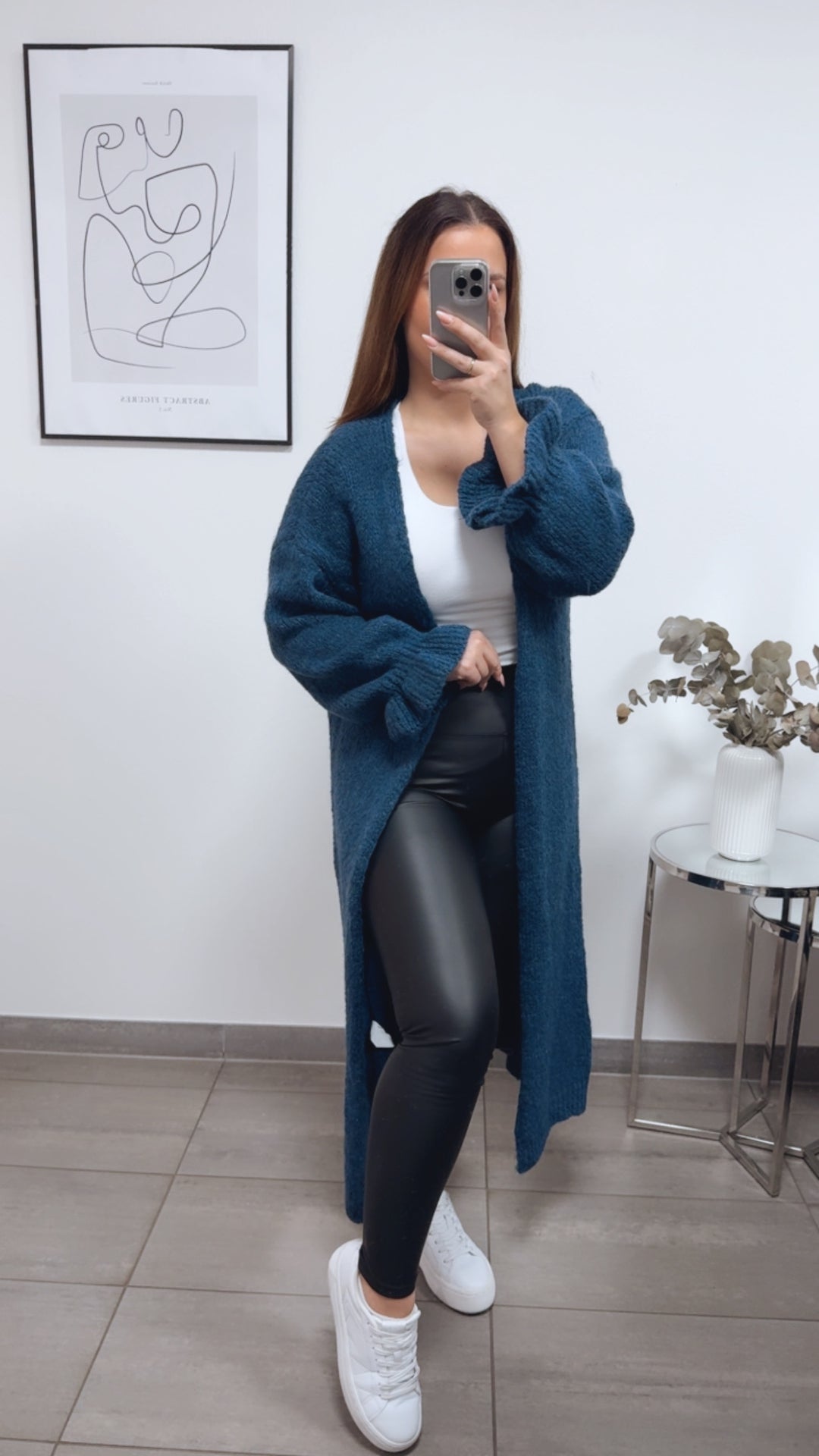 langer Kuschel Cardigan mit Volant Ärmeln / petrol blau Art. 13238