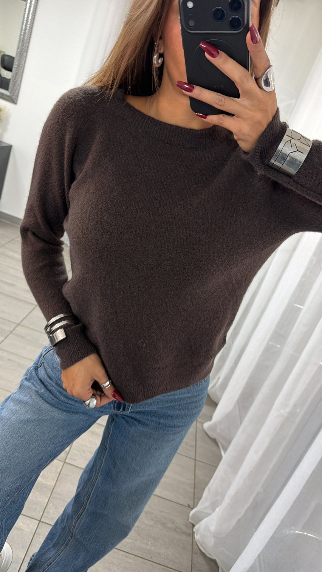 flauschiger Strick Pullover mit Rundhalsausschnitt / braun Art. 16579