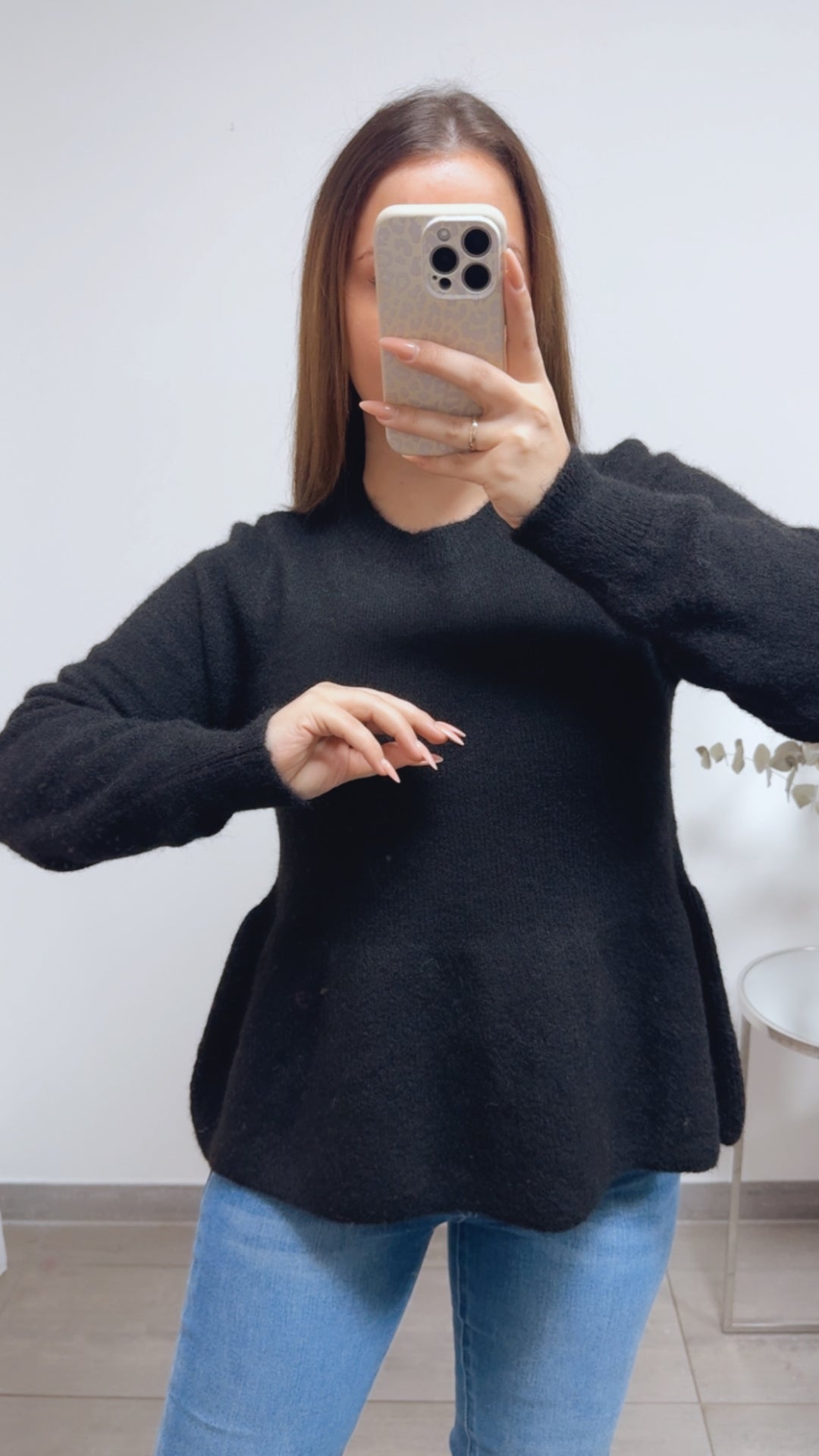 Pullover mit Schößchen / schwarz Art. 13805