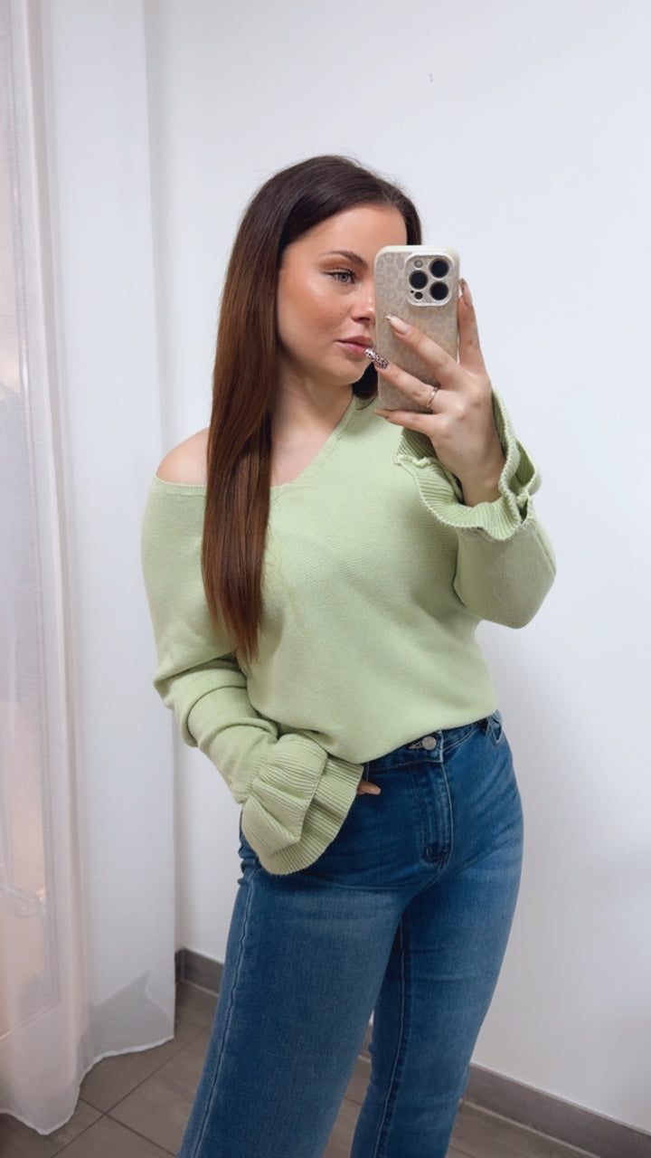 RÜSCHENÄRMEL Leichter Strickpullover mit V-Ausschnitt / pastell grün Art. 14330