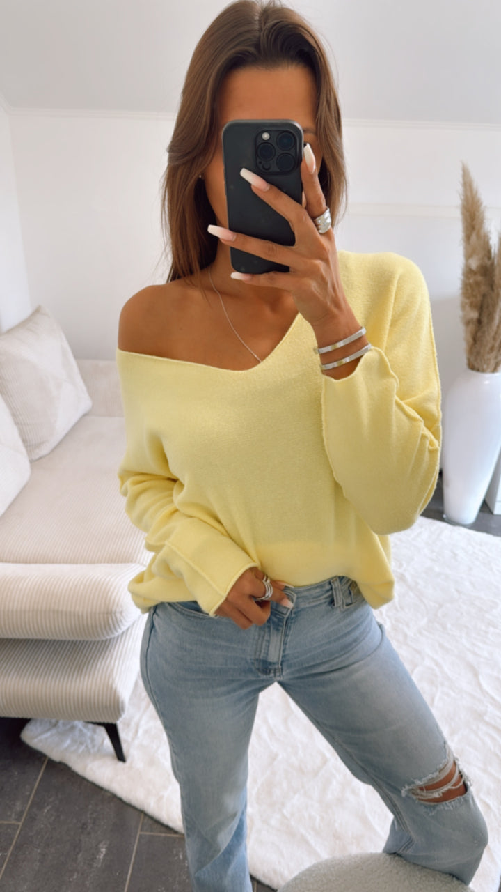 Leichter, super weicher Pullover, V-Ausschnitt / soft gelb Art. 9261