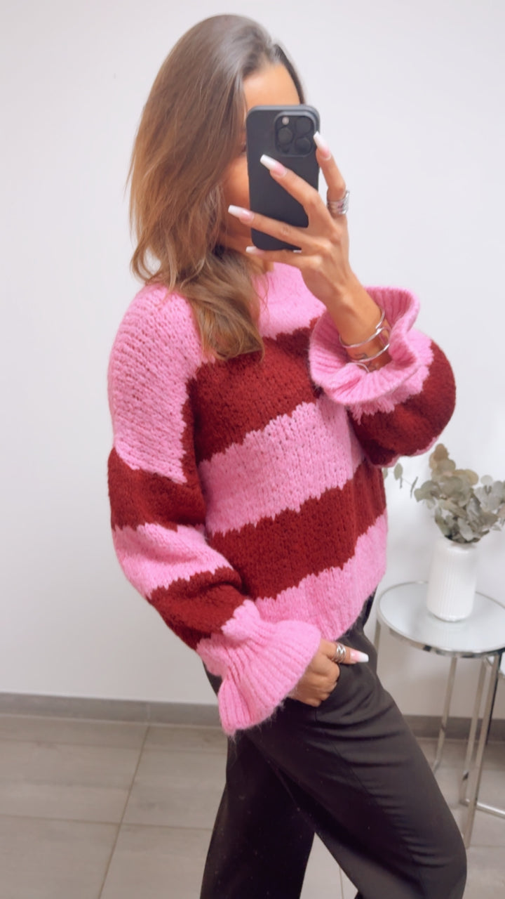 STREIFEN schlichter Strick Pullover mit abgesetztem Ausschnitt, Volantärmel / pink - Bordeaux rot Art. 13478