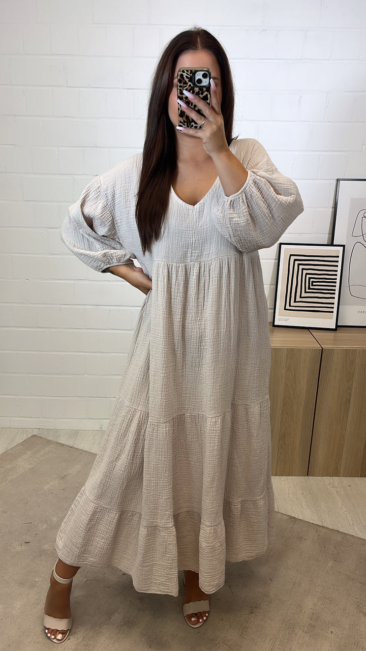 langes Musselin Kleid, Ärmel mit Gummibund / beige Art. 11222