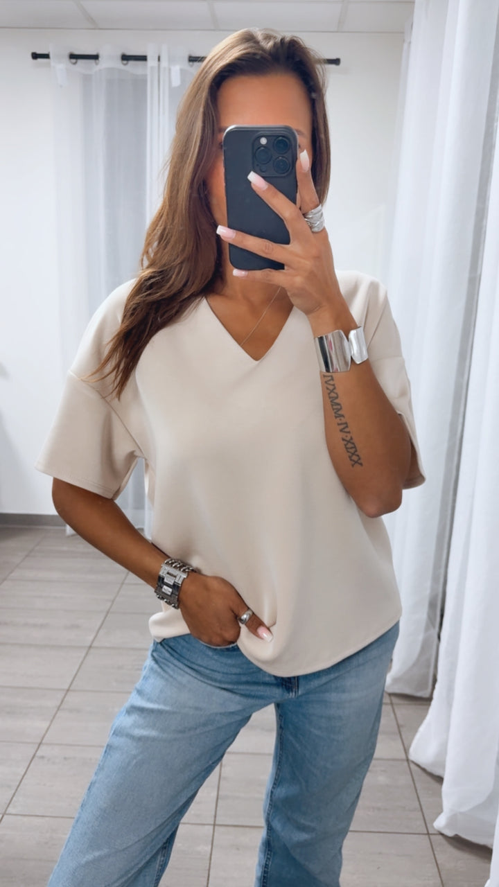 V-Ausschnitt Butterstoff T-Shirt / beige Art. 14881