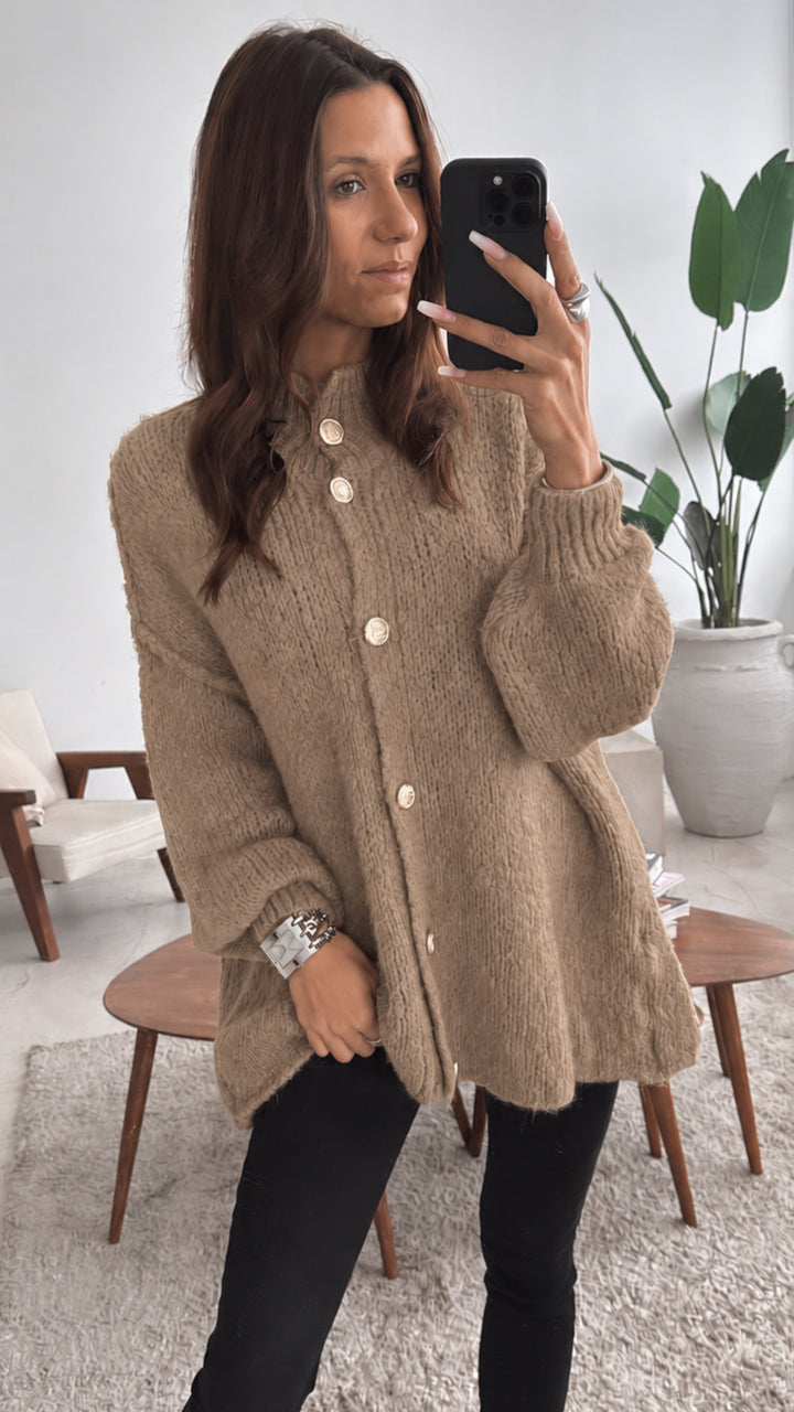 Kuschel Cardigan mit goldenen Knöpfen / Caramel  Art. 8538