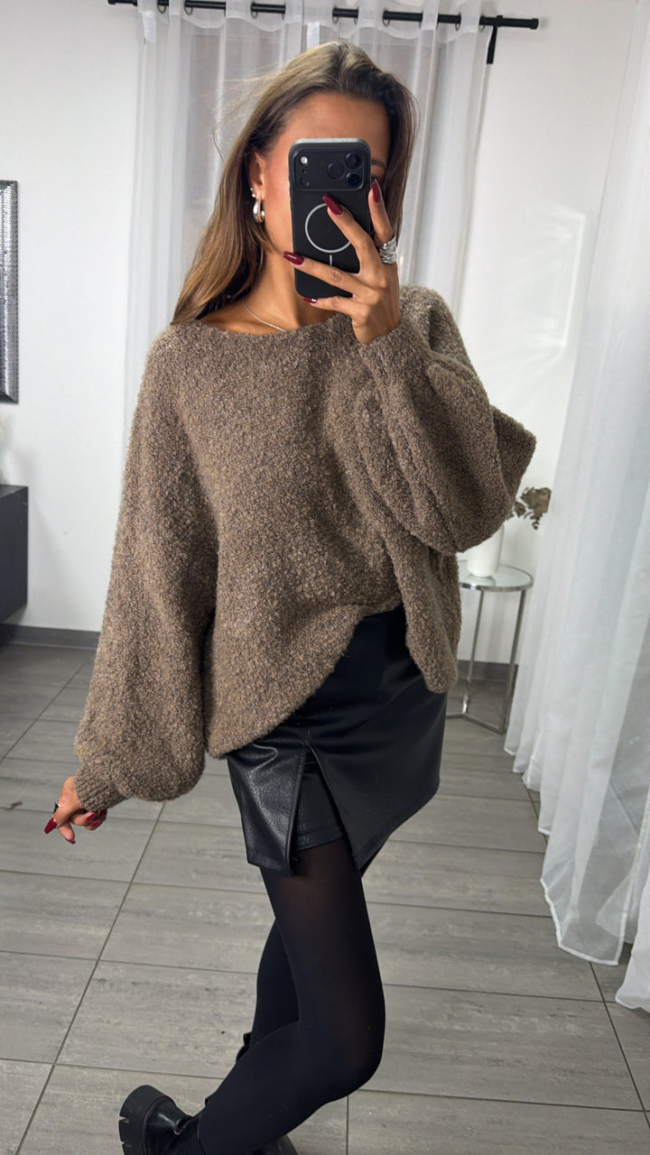 Bouclé Pullover mit breitem Rundausschnitt / taupe Art. 16435