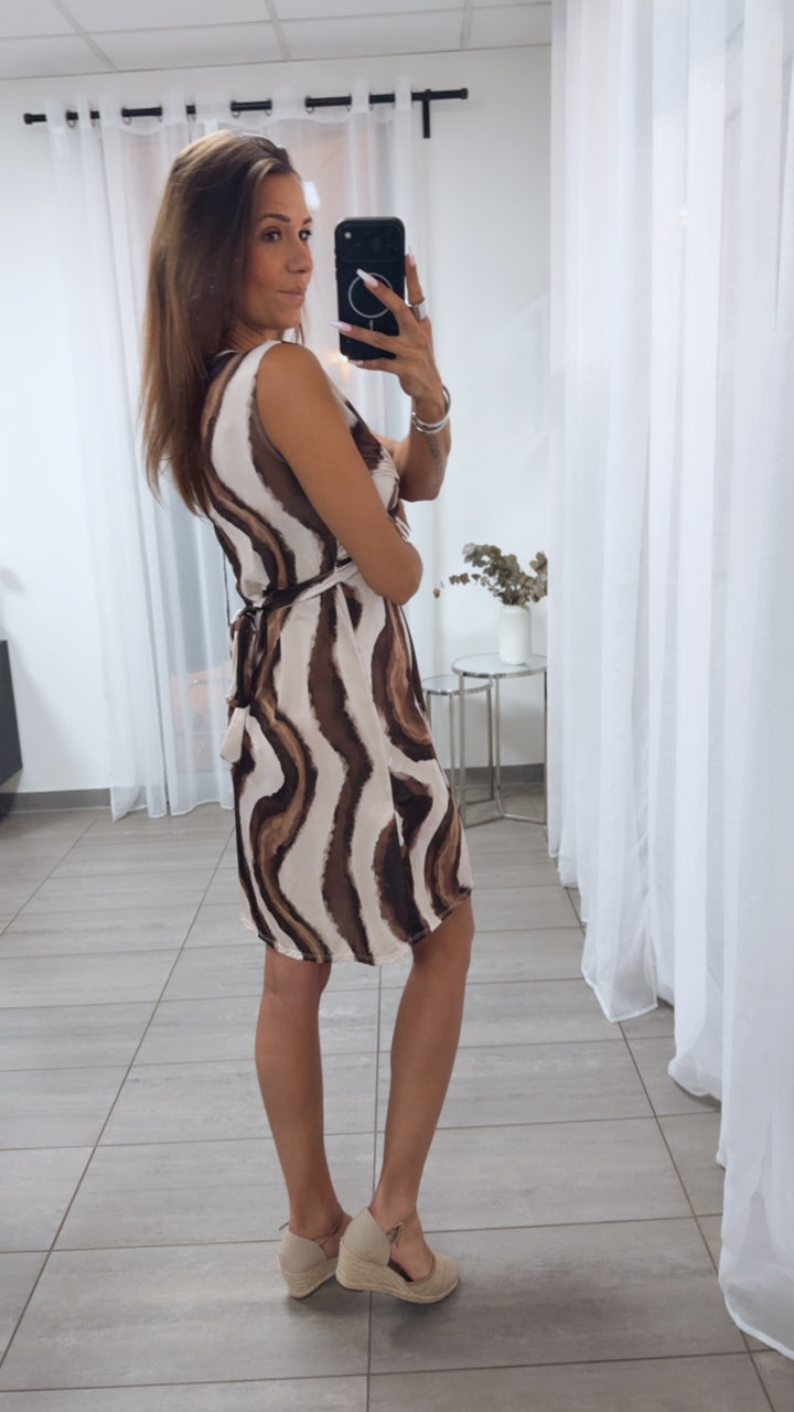KURZES WELLEN Kleid mit raffiniertem Brustbereich / creme - braun Art.15061