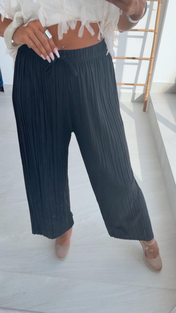 Plissierte Sommer Hose / schwarz Art. 15205