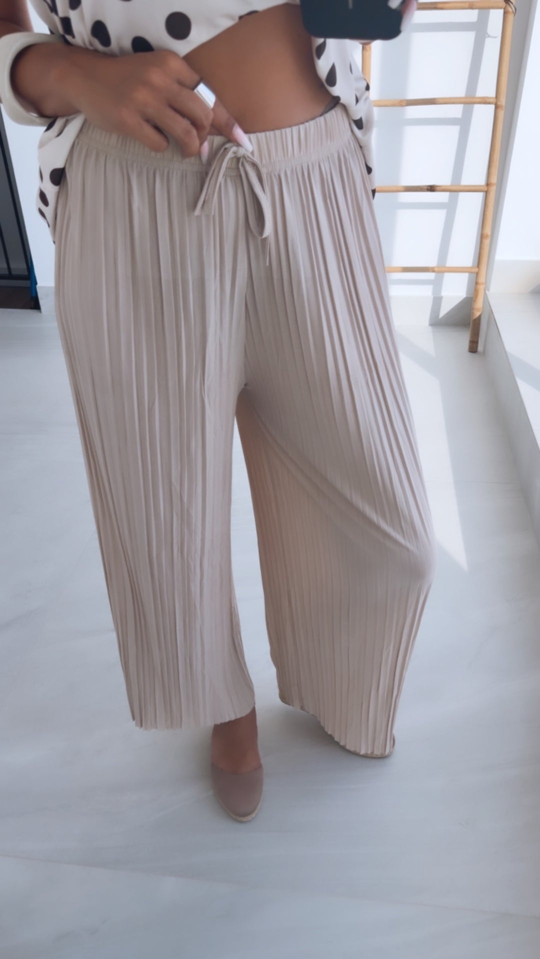 Plissierte Sommer Hose / beige Art. 15185