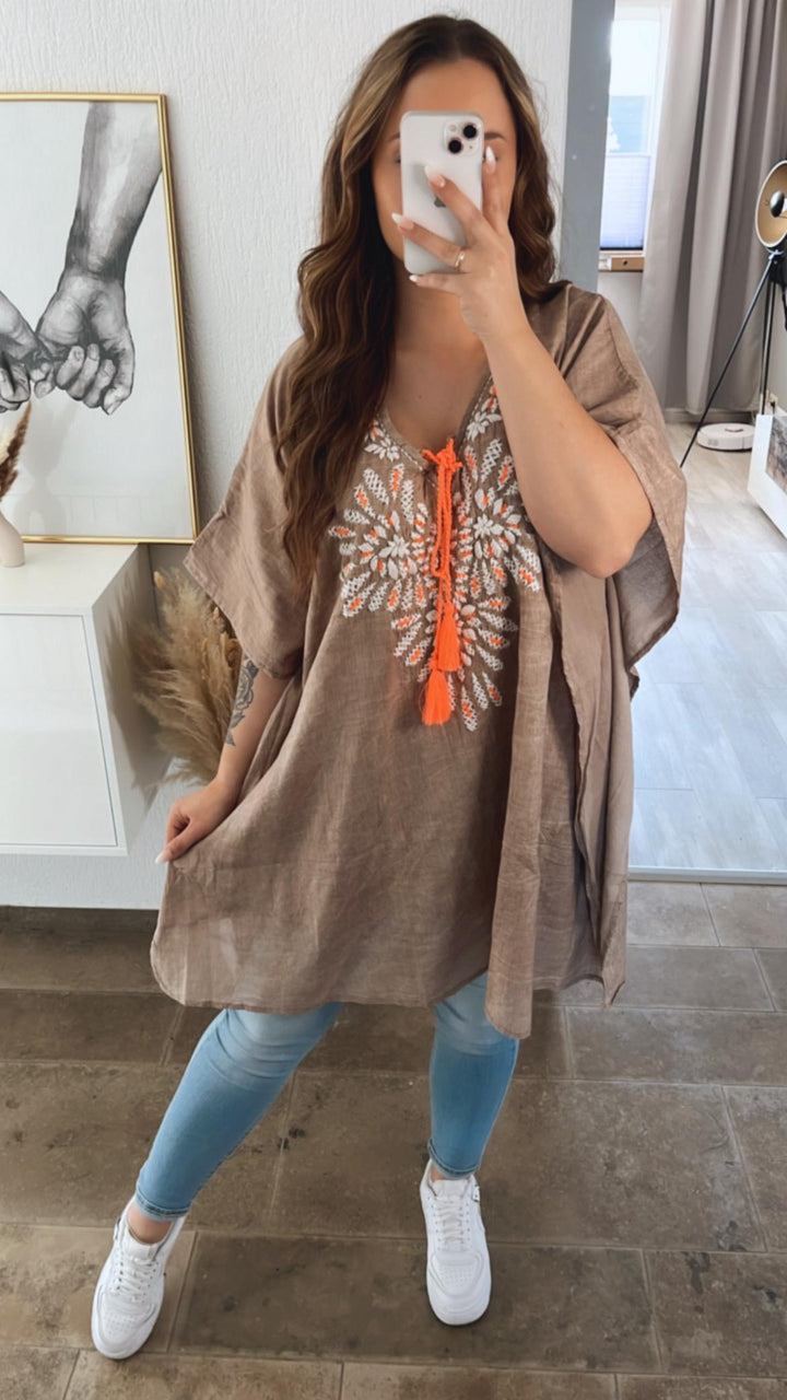 Tunika mit gehäkelten Akzenten / taupe - weiss - neon orange Art. 9734