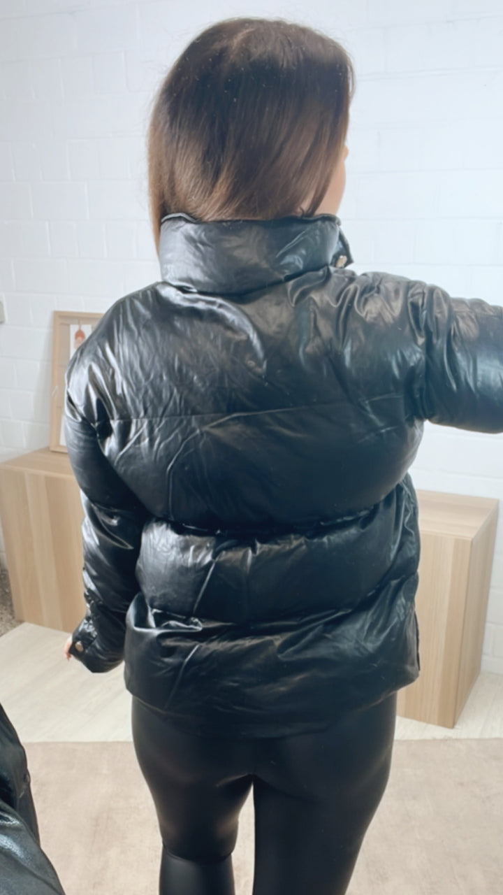 Lederimitat Jacke mit Knopfleiste, Reißverschluss / schwarz Art. 12866