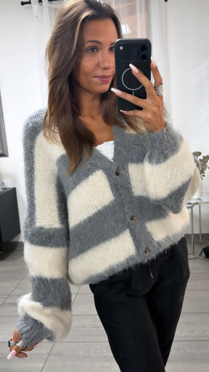 Kuscheliger Cardigan mit Streifen / grau - creme Art.16320