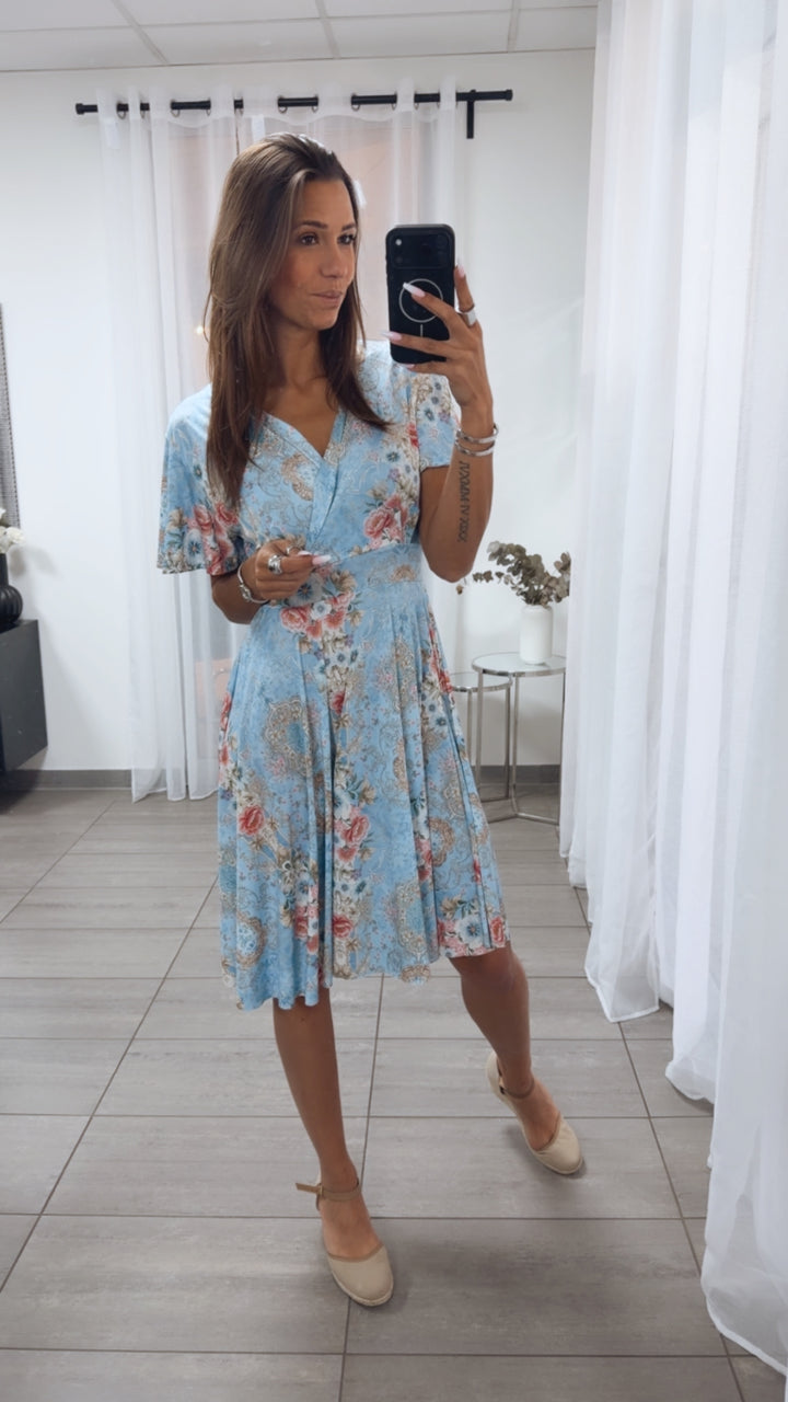 KURZES Leicht tailliertes Kleid mit T-Shirt Ärmeln VINTAGE FLOWER / blau - beige - rosa - grün Art.15056