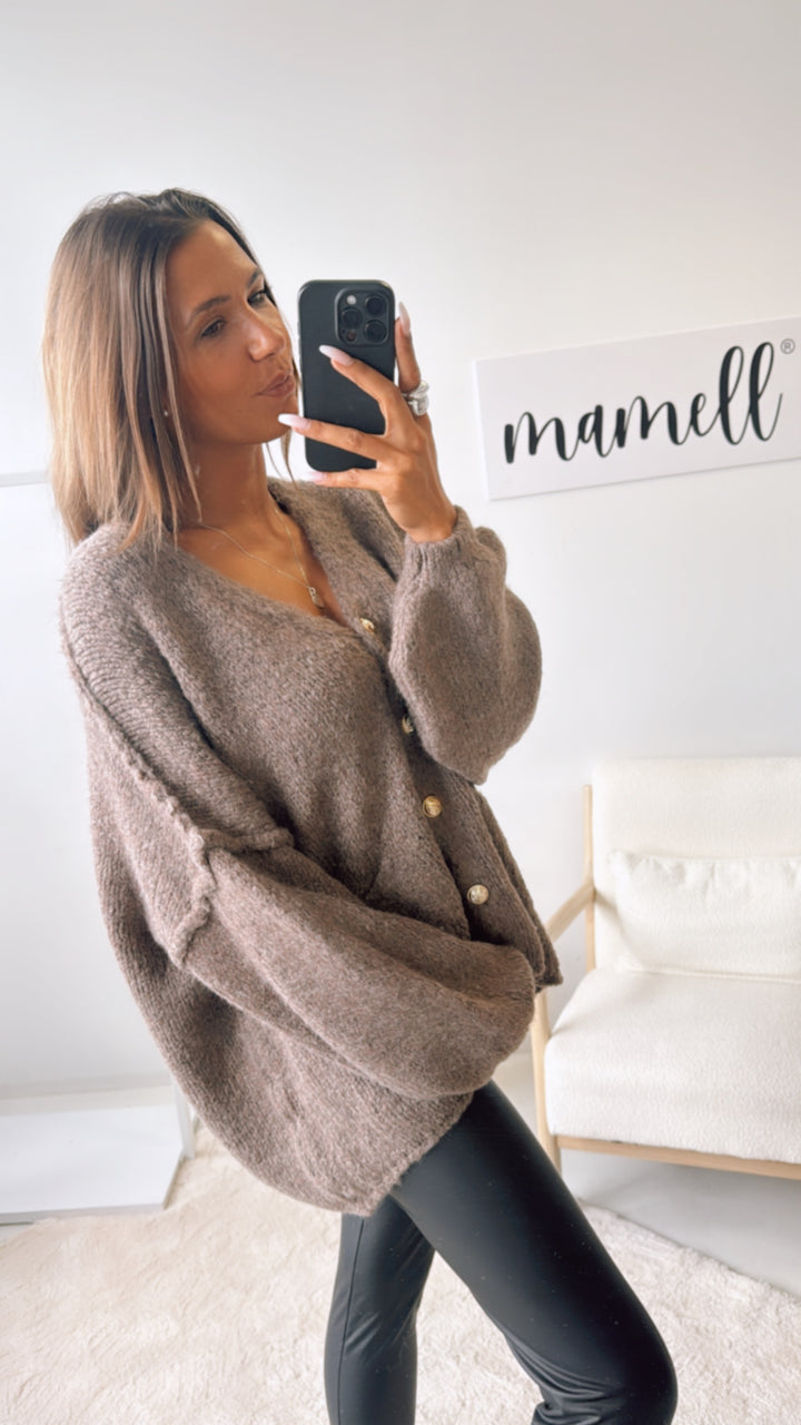 V-AUSSCHNITT Kuschel Cardigan mit goldenen Knöpfen und Taschen / braun meliert Art.122321