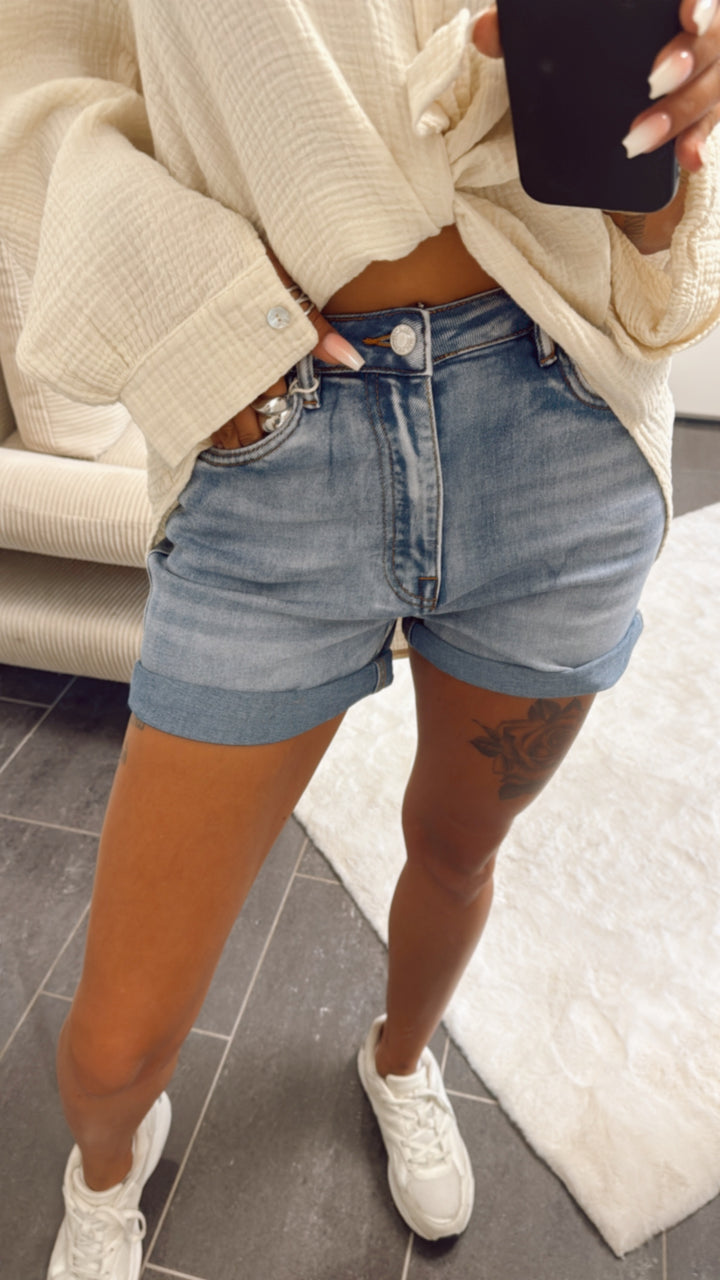 schlichte Jeans Shorts " 7913" / mittlere Waschung Art. 10990