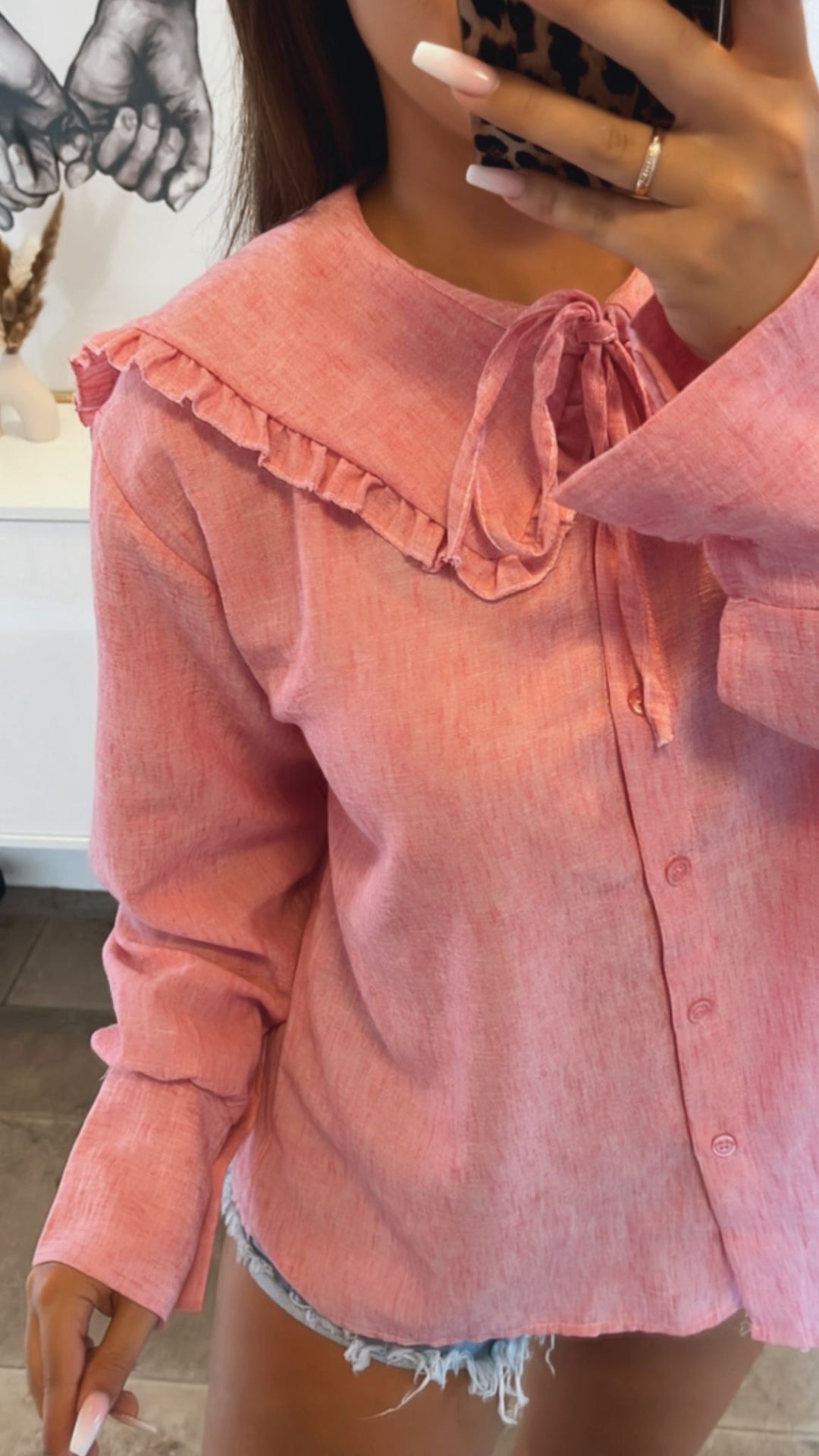 Bluse mit Volant besetztem Kragen / pink Art. 10141