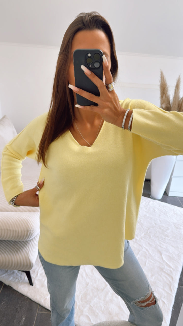 Leichter, super weicher Pullover, V-Ausschnitt / soft gelb Art. 9261
