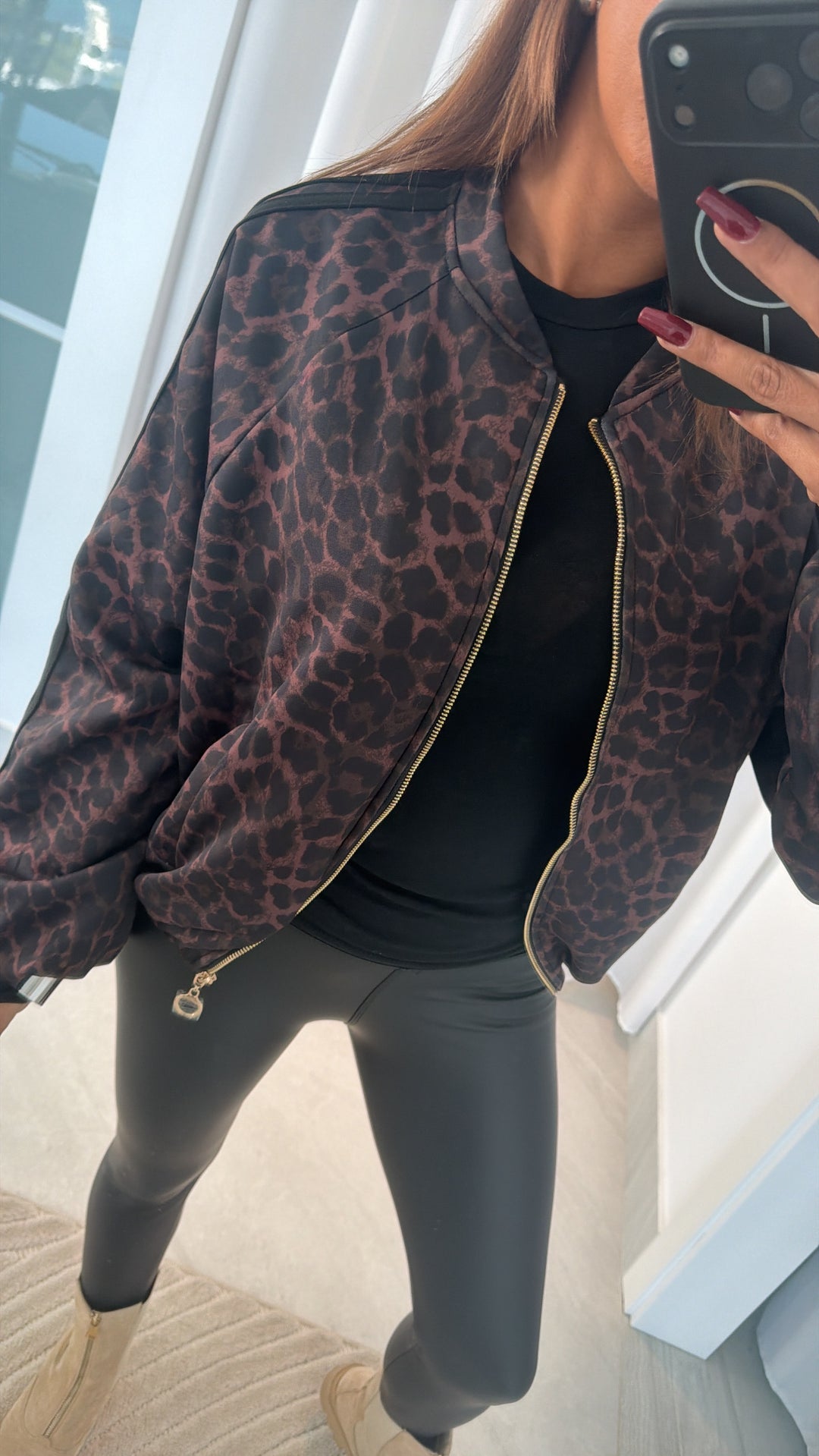 Leichte Leo Übergangsjacke mit Streifendetail / braun - schwarz Art. 16417
