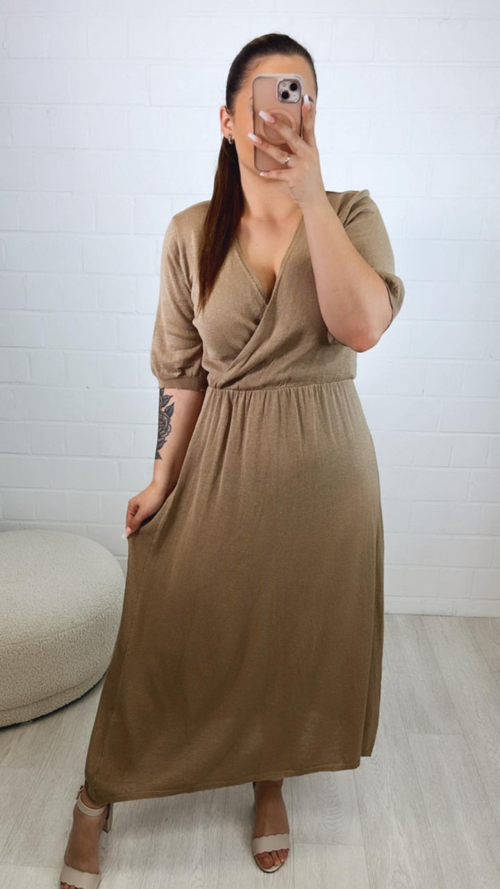 Baumwoll Kleid mit kurzen Armen / camel Art. 10194