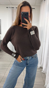flauschiger Strick Pullover mit Rundhalsausschnitt / braun Art. 16579
