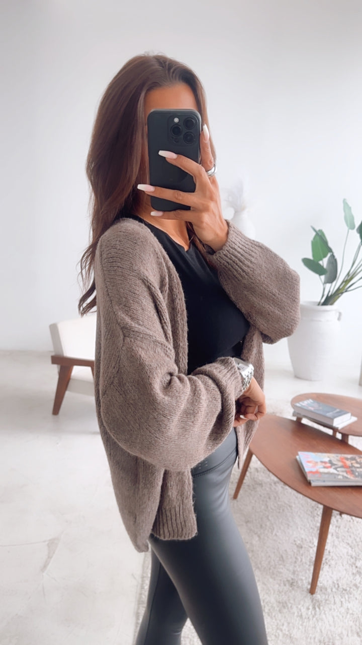Offener, mittellang geschnittener Strick Cardigan / braun - meliert Art. 7635