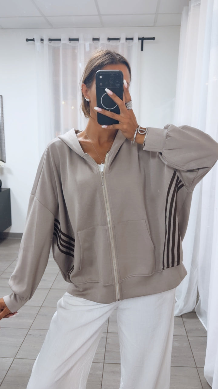 Oversize Zip-Hoodie mit Kapuze und seitlichen Streifen / taupe - braun Art.15605