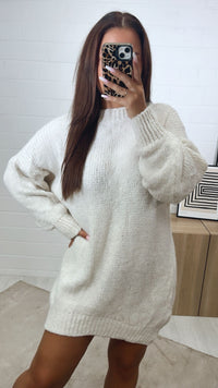 kuscheliges Strickkleid mit Stehkragen / wollweiß Art. 12271