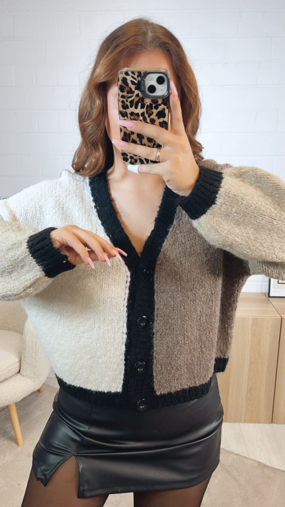 dreifarbiger Cardigan / schwarz - braun meliert - creme Art. 12610