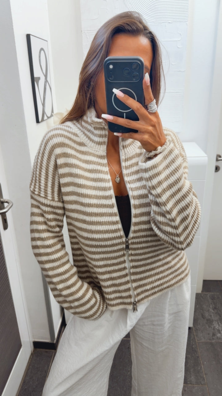 STREIFEN Strick Jacke mit Stehragen und Reißverschluss / beige - weiss Art. 16127