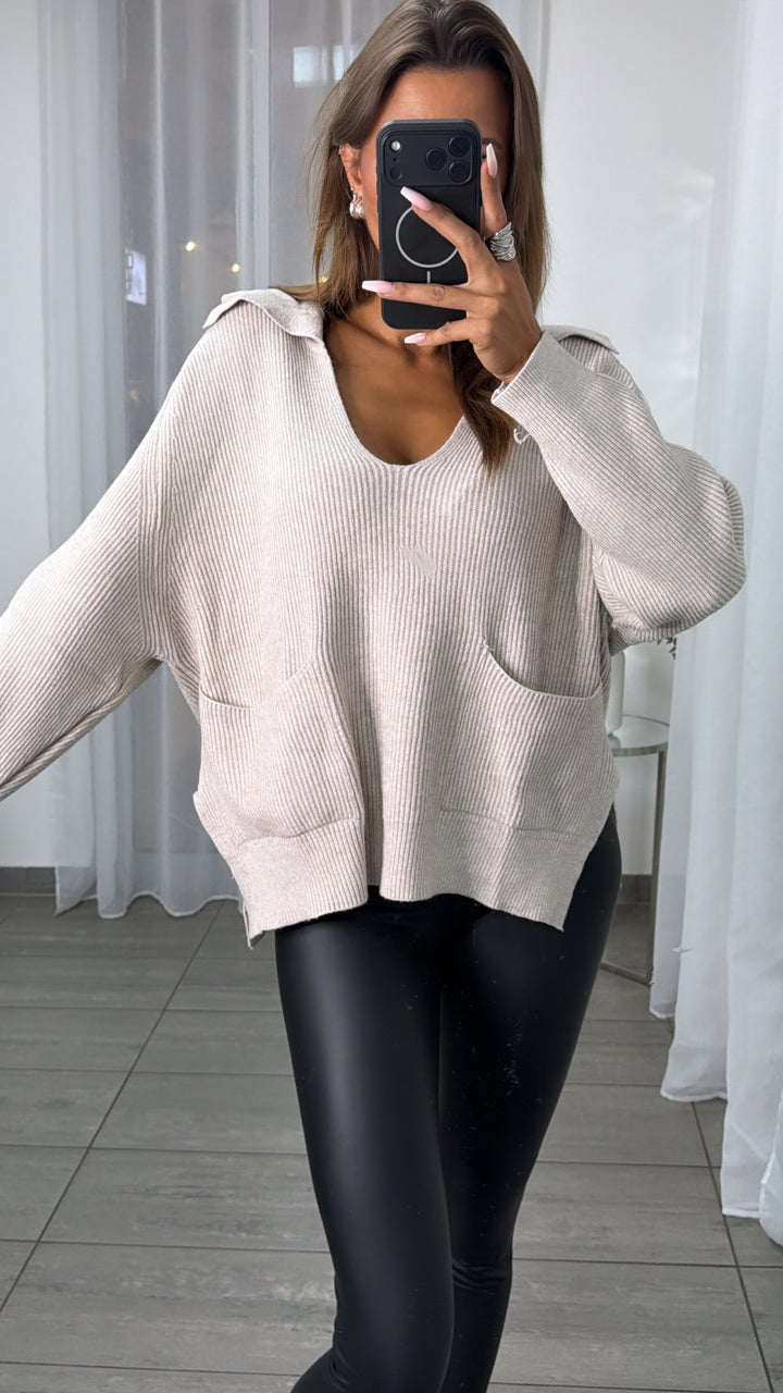 Strick Pullover mit tiefem Ausschnitt und Kragen / beige Art.16375