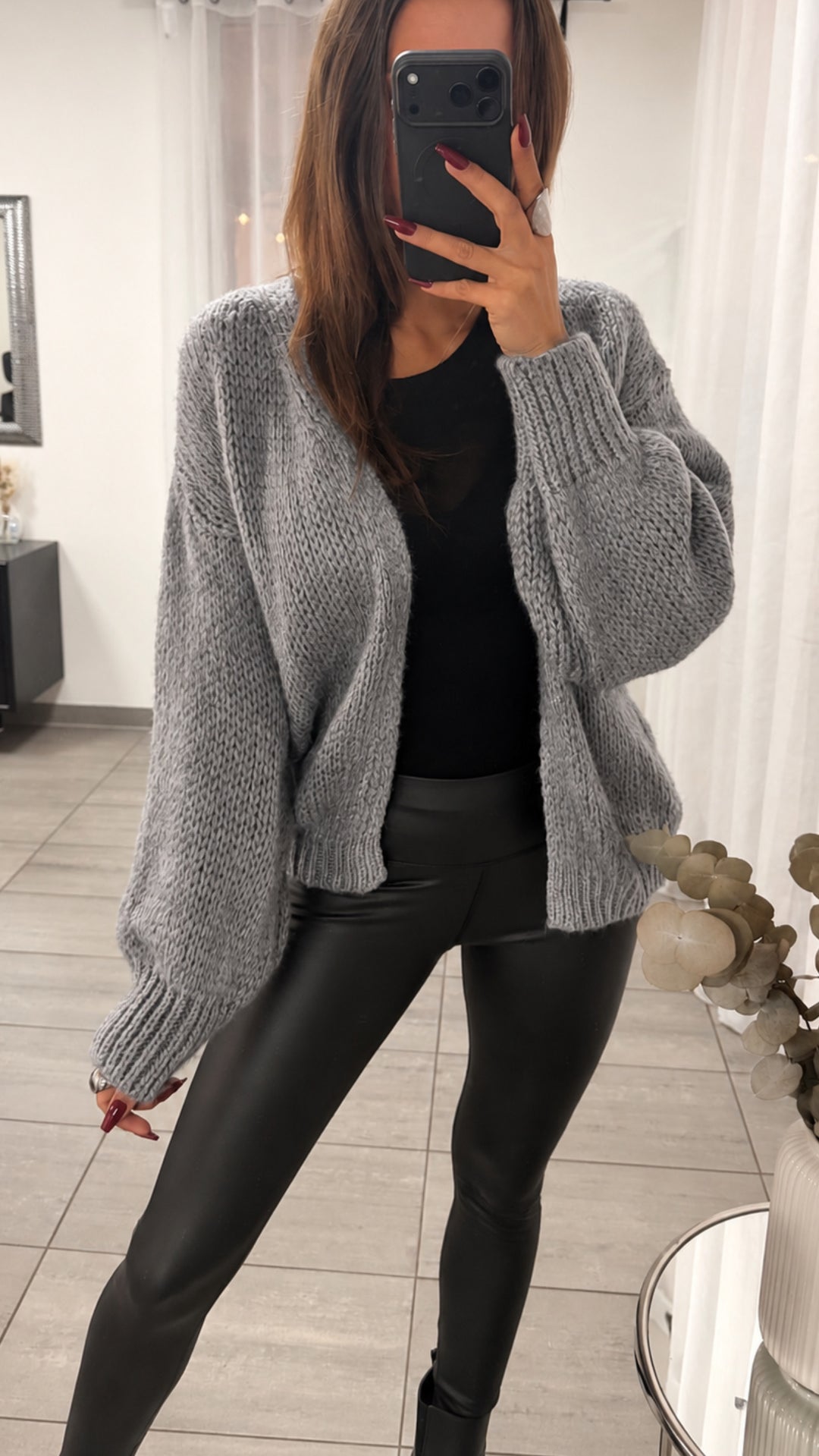 Grob Strick Cardigan, offener Schnitt, kürzer / dunkel grau Art. 16581