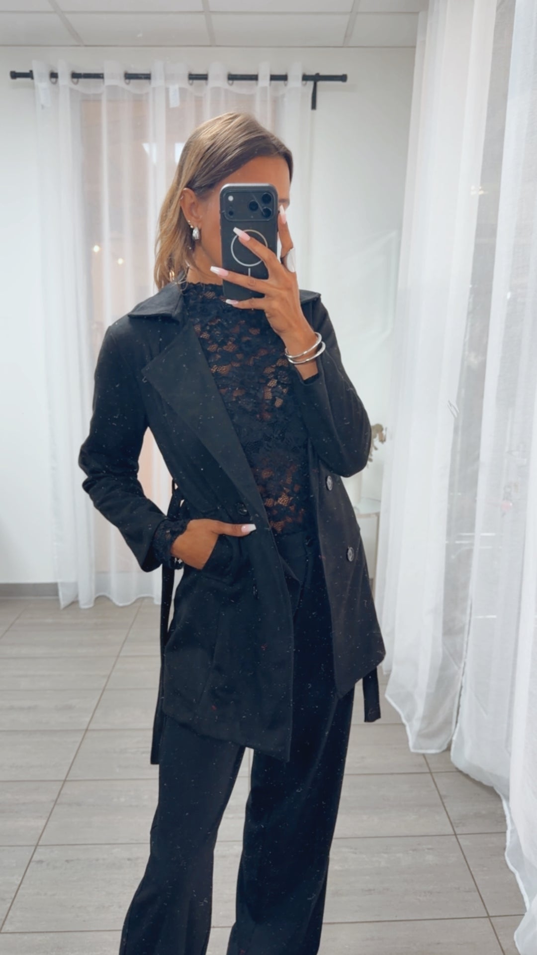 Kurz Mantel Velours / schwarz Art.16246