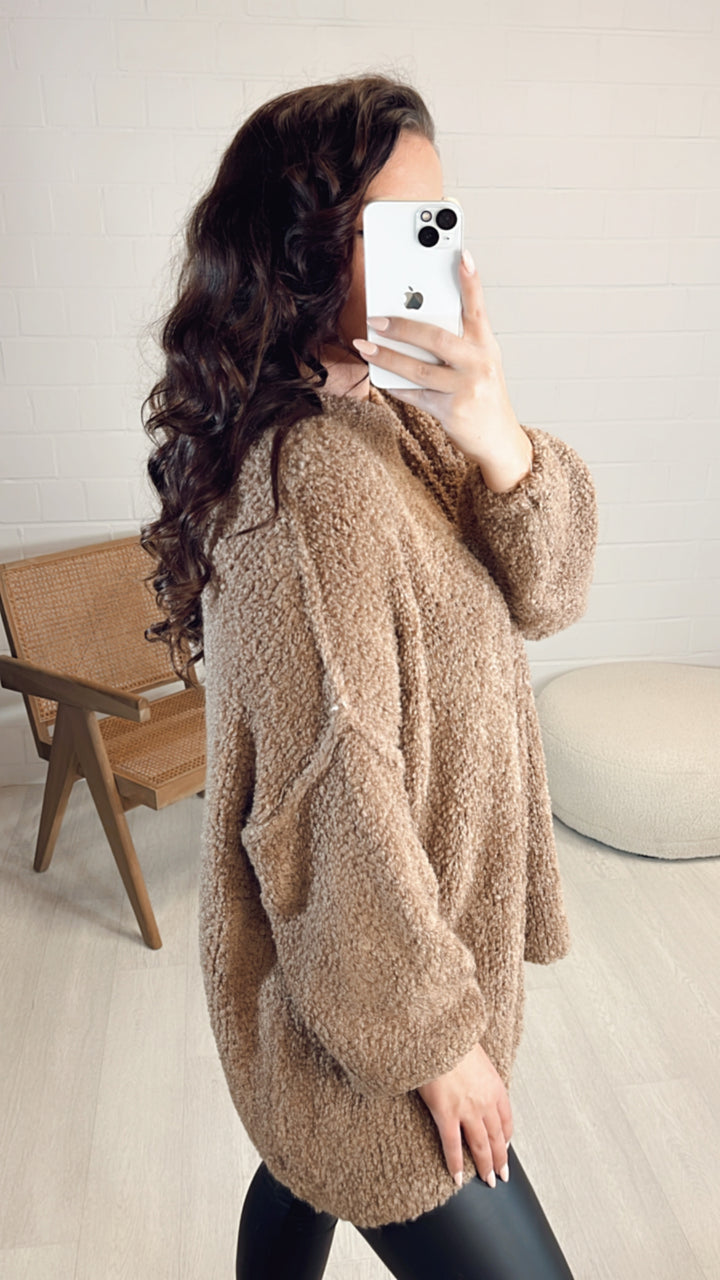 TEDDY Oversize Pullover mit hohem Ausschnitt / camel Art. 8125