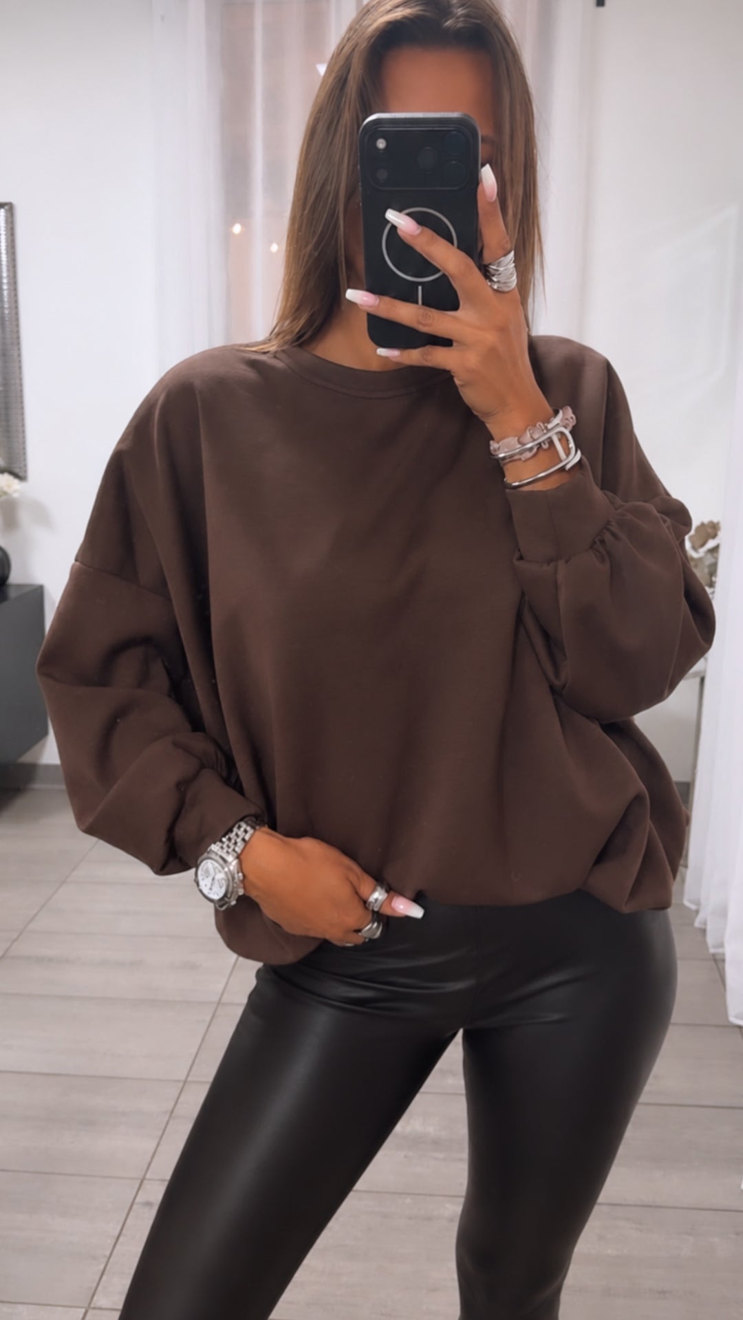 Butterstoff Sweatshirt mit Ballonsaum / braun Art. 15934