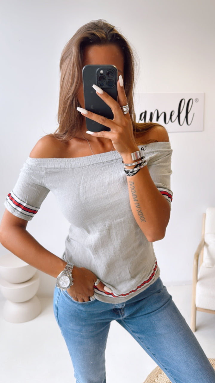Off - Shoulder Baumwoll Oberteil, Streifen / hell grau Art. 10520