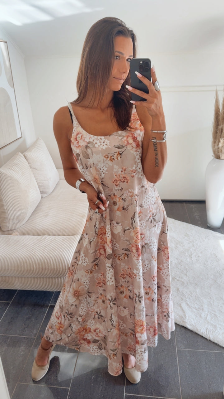 FLORALES Maxi Kleid mit verstellbaren Trägern / creme - weiß - grün- orange Art.14782