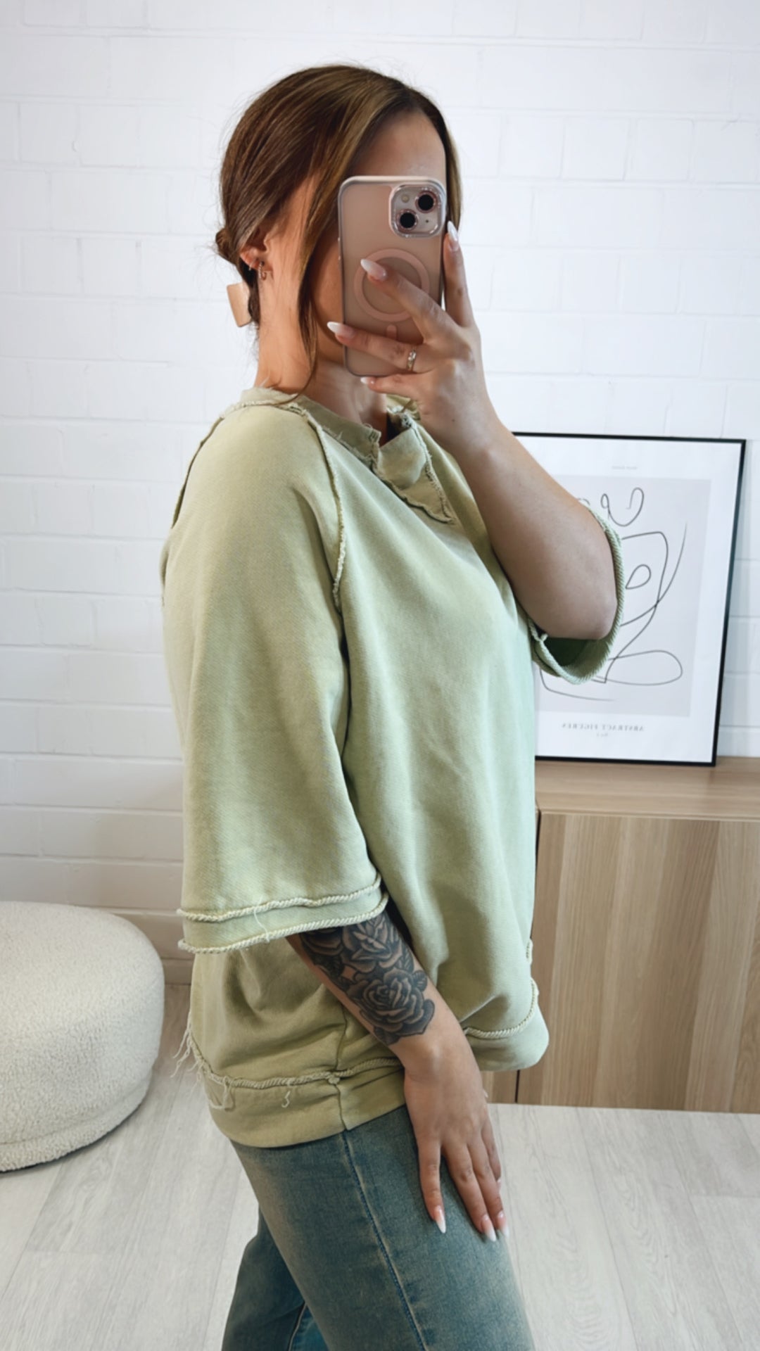 Sweater mit kurzen Armen und Ziernaht / soft salbei Art. 9648