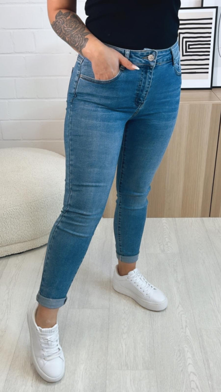 high waist Jeans Hose " 77815" / dunkle Waschung Art. 9710
