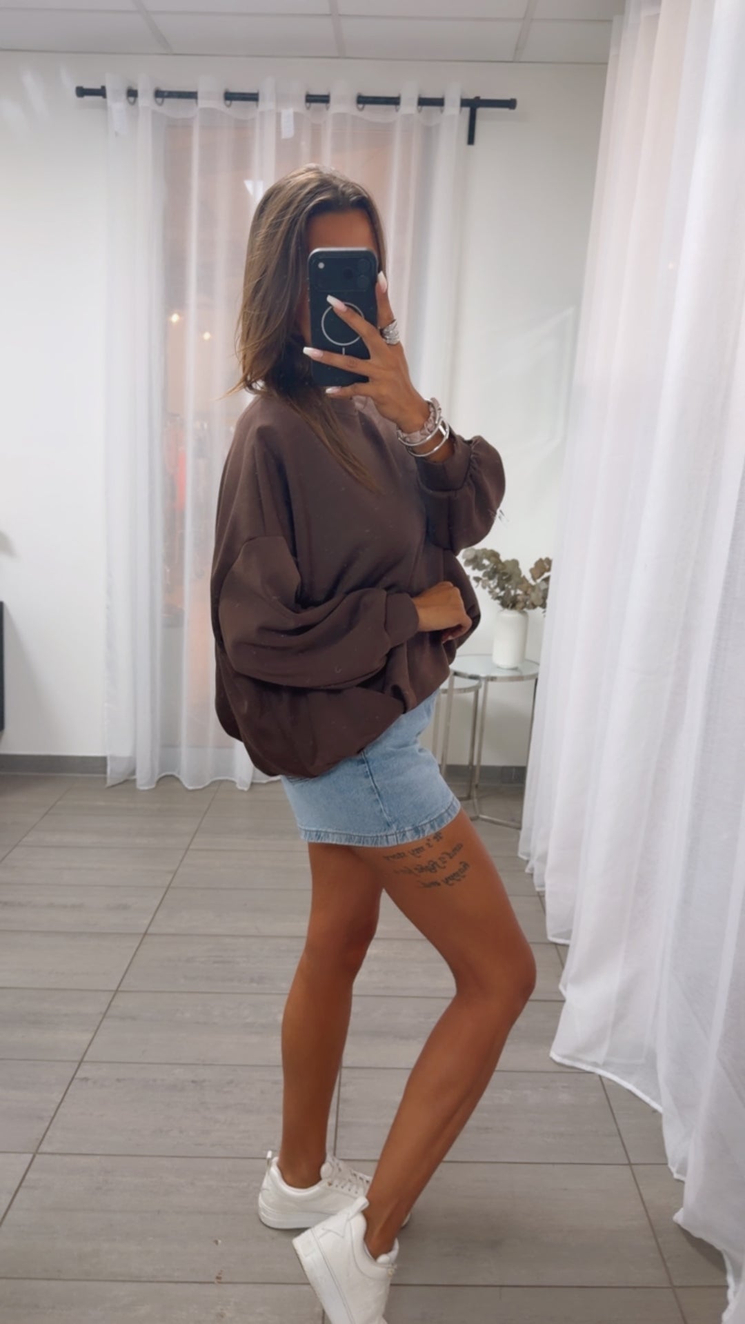 Butterstoff Sweatshirt mit Ballonsaum / braun Art. 15934