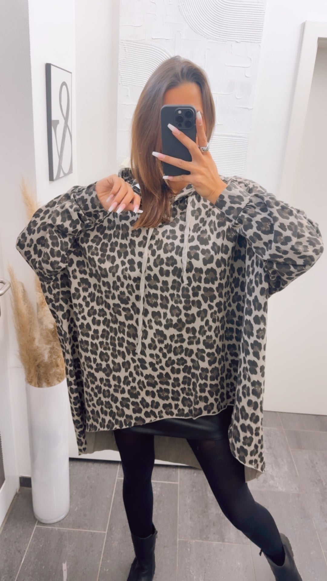 LEO Vokuhila Hoodie / taupe  - schwarz - dunkel braun Art. 12754