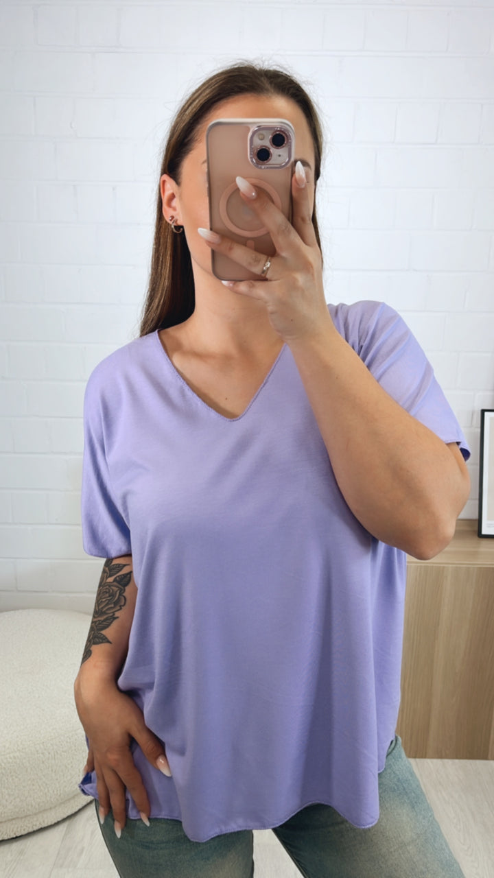 T-shirt Oberteil mit V-Ausschnitt / flieder Art. 9793