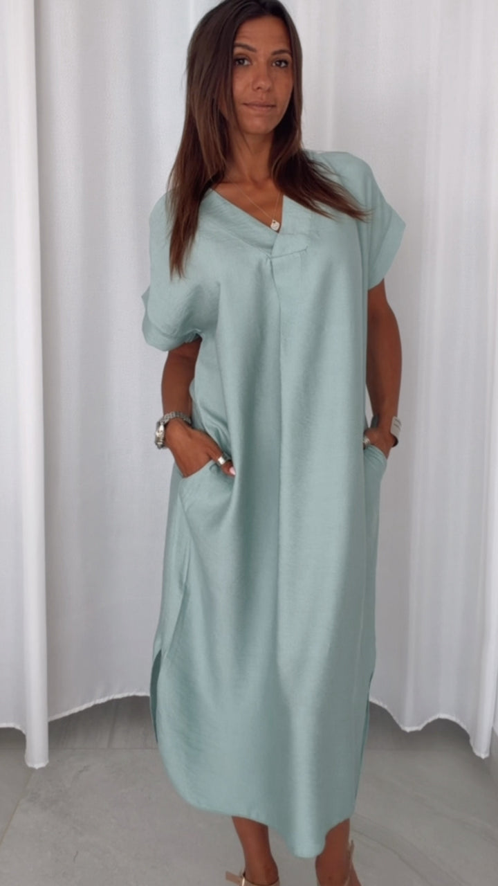 Viskose Maxi Kleid mit Taschen, seitlicher Schlitz / ultra light aqua Art. 15367