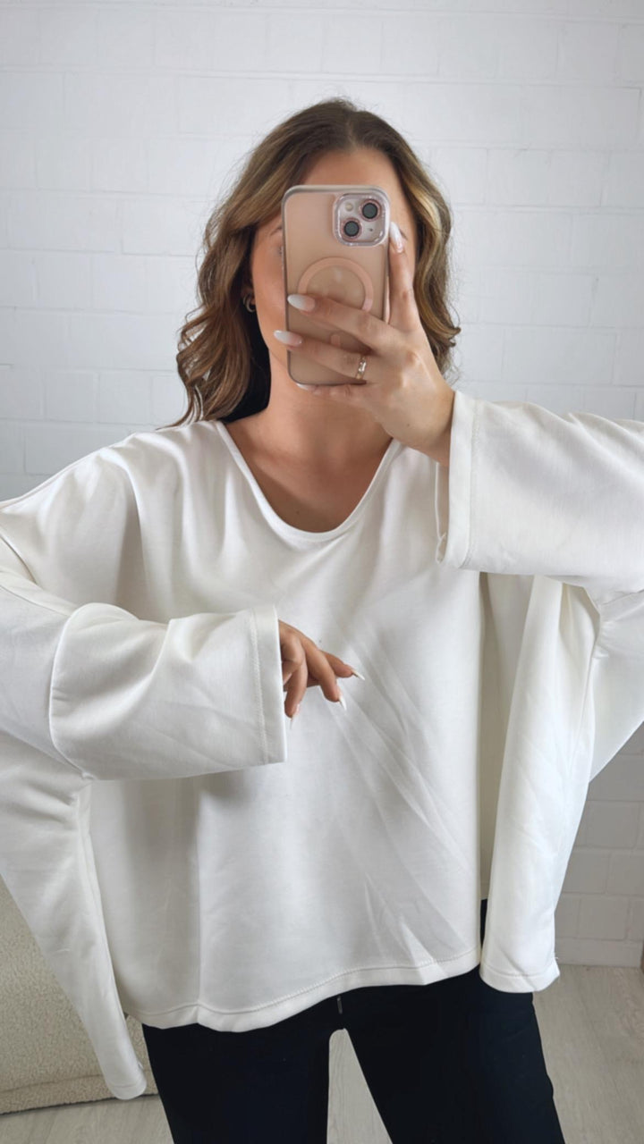 Oversize Sweater mit V-Ausschnitt / weiss Art. 10061