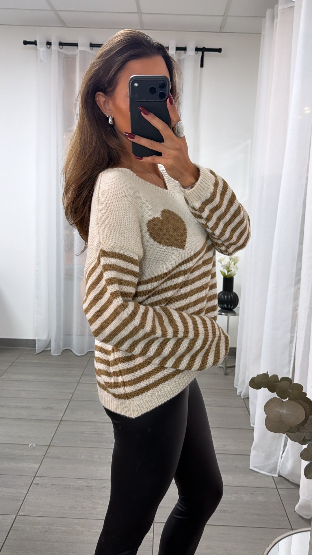 STREIFEN + HERZ Strick Pullover, V-Ausschnitt / creme - camel Art. 16587